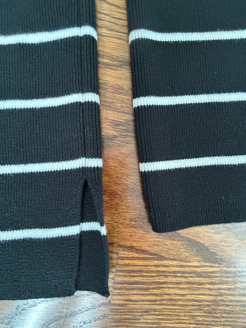 La Ligne black and white thin stripe sweater size small 100% cotton boxy cropped - Picture 8 of 8